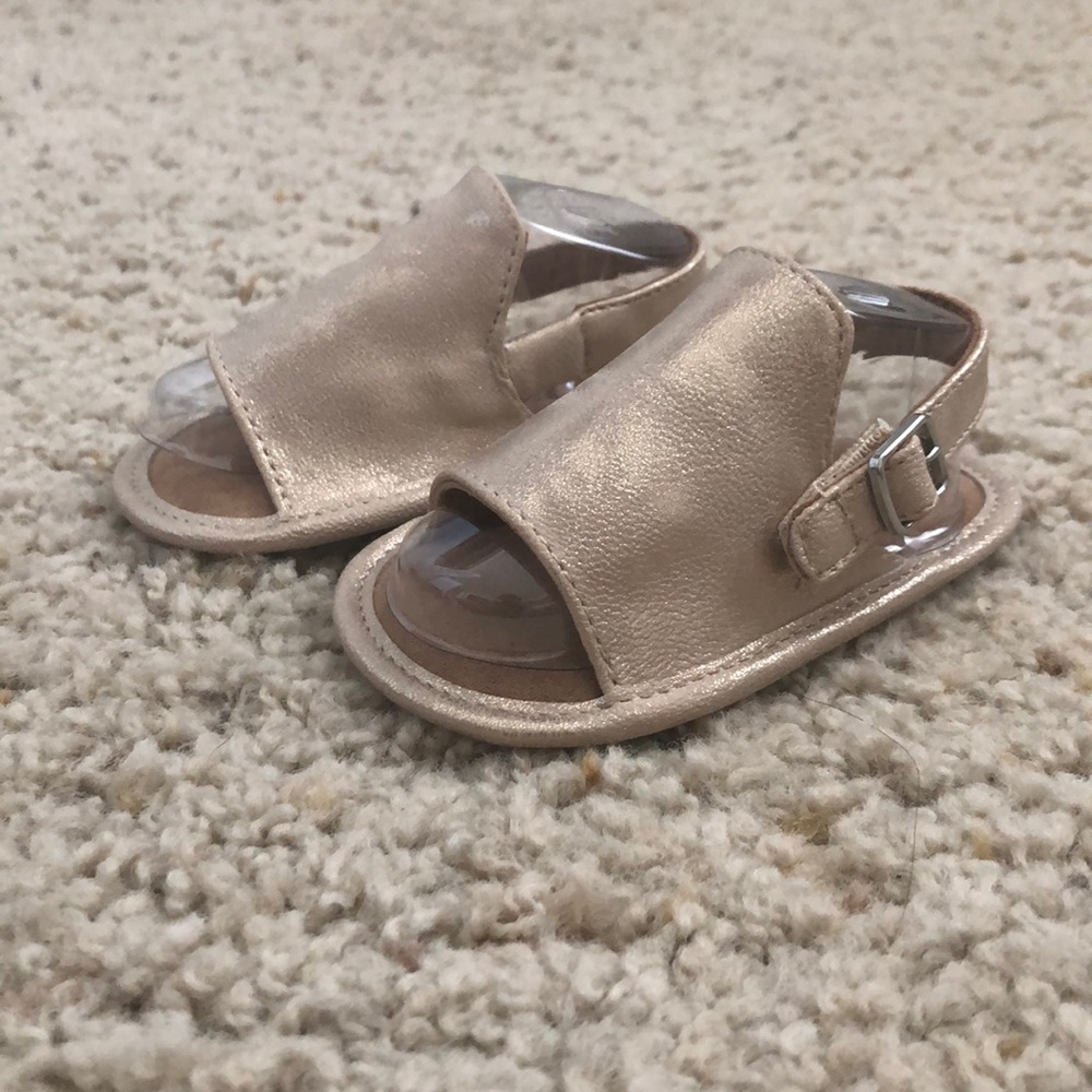 New in Box Lucky Brand baby girl Danlie sandal